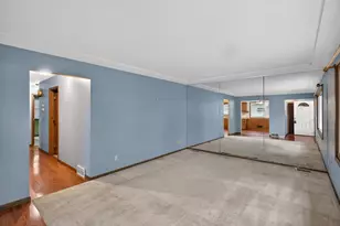 2046 Reaney Ave E, Saint Paul, MN 55119 - Photo 3