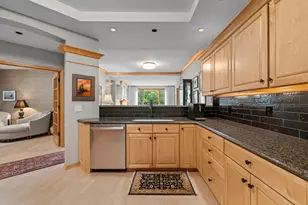 11460 Fairfield Rd W, Minnetonka, MN 55305 - Photo 15