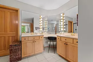 11460 Fairfield Rd W, Minnetonka, MN 55305 - Photo 41