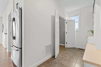 16563 Beverly Drive, Eden Prairie, MN 55347 - Photo 21