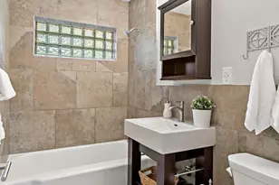 5104 Duggan Plaza, Edina, MN 55439 - Photo 25