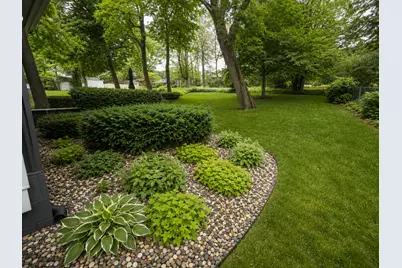 3633 Flag Avenue N, New Hope, MN 55427 - Photo 3