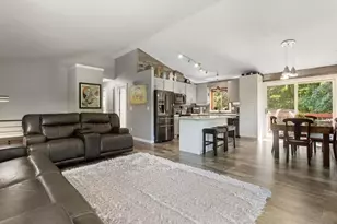8325 178th Ln NE, Forest Lake, MN 55025 - Photo 9