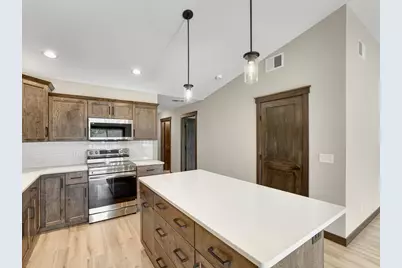 236 S Chestnut, Ellsworth, WI 54011 - Photo 3