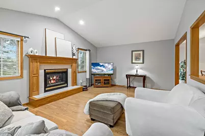 8541 Inverness Lane N, Brooklyn Park, MN 55443 - Photo 23