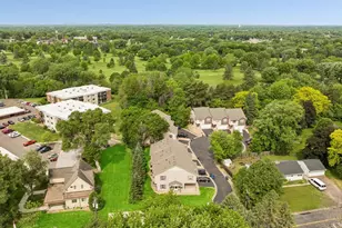 2078 Shryer Ct E, North Saint Paul, MN 55109 - Photo 7