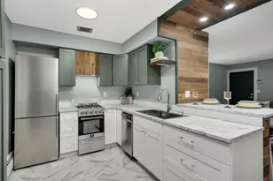 2301 Unity Ave N, Golden Valley, MN 55422 - Photo 9
