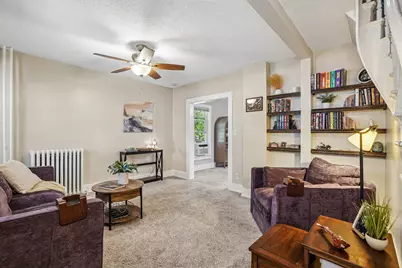 302 Wyoming Street E, Saint Paul, MN 55107 - Photo 5