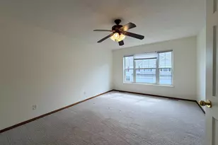 682 Princeton Ave, Shakopee, MN 55379 - Photo 29