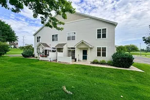 682 Princeton Ave, Shakopee, MN 55379 - Photo 5