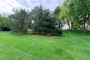 682 Princeton Ave, Shakopee, MN 55379 - Photo 43
