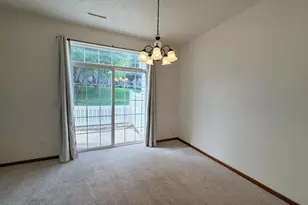 682 Princeton Ave, Shakopee, MN 55379 - Photo 21