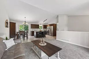 9613 River Forest Dr, Monticello, MN 55362 - Photo 7
