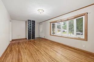 7556 Major Ave N, Brooklyn Park, MN 55443 - Photo 5