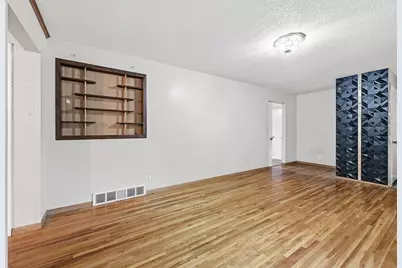 7556 Major Avenue N, Brooklyn Park, MN 55443 - Photo 7