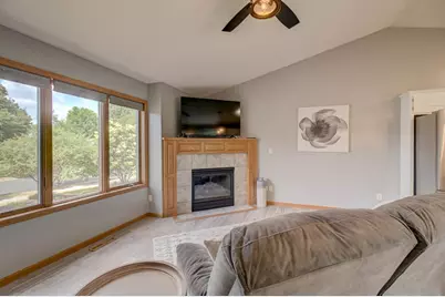 940 Leroy Lane, River Falls, WI 54022 - Photo 5