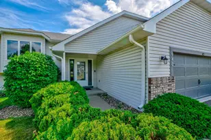 940 Leroy Ln, River Falls, WI 54022 - Photo 3