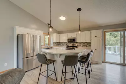 940 Leroy Lane, River Falls, WI 54022 - Photo 9