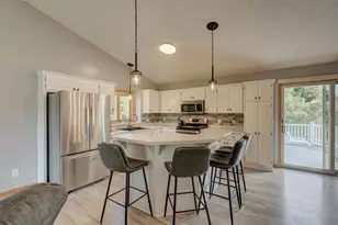 940 Leroy Ln, River Falls, WI 54022 - Photo 9