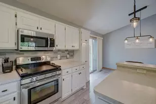 940 Leroy Ln, River Falls, WI 54022 - Photo 13