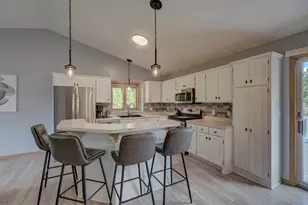 940 Leroy Ln, River Falls, WI 54022 - Photo 11