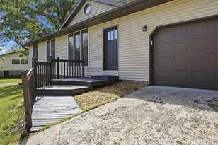 509 Birch Dr, Detroit Lakes, MN 56501 - Photo 3