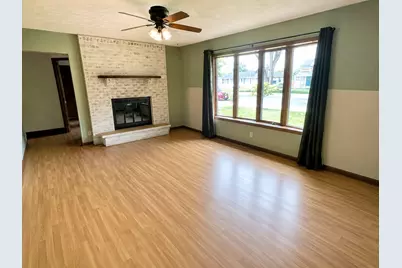 407 18th Street E, Hastings, MN 55033 - Photo 3