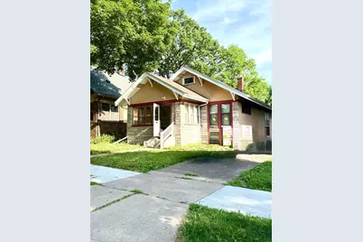 1022 Wakefield Avenue, Saint Paul, MN 55106 - Photo 1