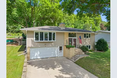 961 11 1/4 Street SW, Rochester, MN 55902 - Photo 1
