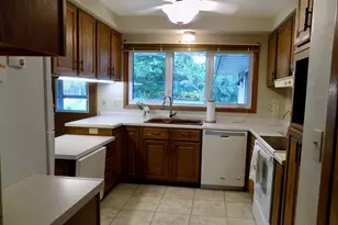 961 11 1/4 Street SW, Rochester, MN 55902 - Photo 7