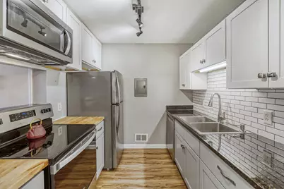 1713 Fulham Street #F, Saint Paul, MN 55113 - Photo 9