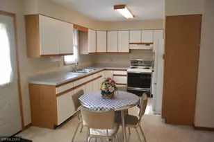 1514 Chandler Ave N, Glencoe, MN 55336 - Photo 13