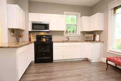 209 4th Street E, Carver, MN 55315 - Photo 5