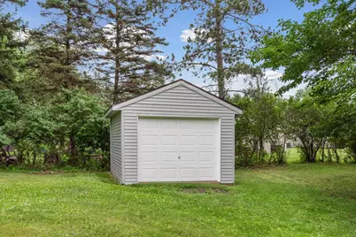 3910 Elmwood Street, Vadnais Heights, MN 55127 - Photo 7