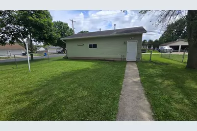 303 W Main Street, Blooming Prairie, MN 55917 - Photo 11