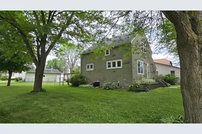 303 W Main Street, Blooming Prairie, MN 55917 - Photo 3