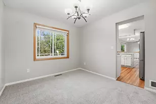 9244 Andrea Dr, Woodbury, MN 55125 - Photo 13