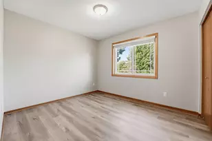 9244 Andrea Dr, Woodbury, MN 55125 - Photo 35