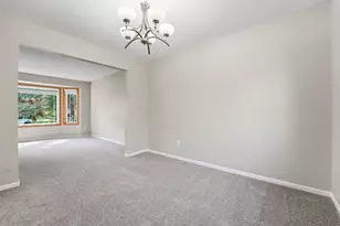 9244 Andrea Dr, Woodbury, MN 55125 - Photo 15
