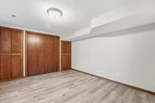 9244 Andrea Dr, Woodbury, MN 55125 - Photo 53