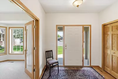 1364 Pond Circle, Waconia, MN 55387 - Photo 5