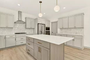 3730 Stonehedge Dr NE, Rochester, MN 55906 - Photo 11