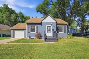 635 E 2nd St, Litchfield, MN 55355 - Photo 1