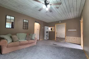 635 E 2nd St, Litchfield, MN 55355 - Photo 37