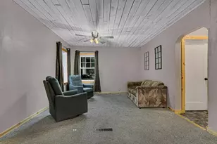 635 E 2nd St, Litchfield, MN 55355 - Photo 7