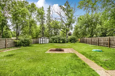 635 E 2nd Street, Litchfield, MN 55355 - Photo 3