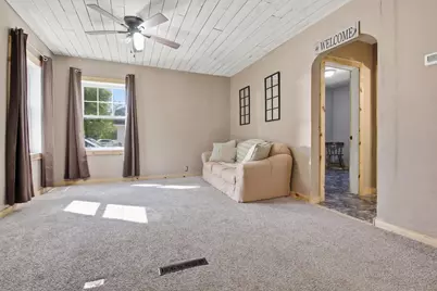 635 E 2nd Street, Litchfield, MN 55355 - Photo 17