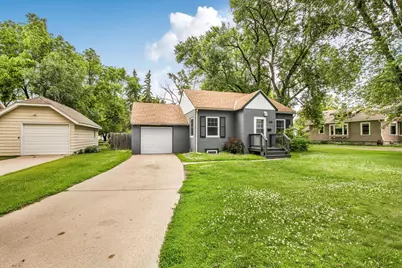 635 E 2nd Street, Litchfield, MN 55355 - Photo 1