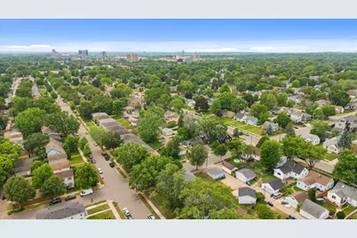 5856 Washburn Avenue S, Minneapolis, MN 55410 - Photo 41