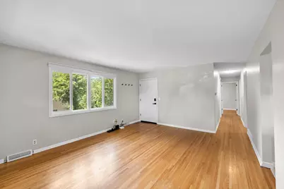 5856 Washburn Avenue S, Minneapolis, MN 55410 - Photo 19